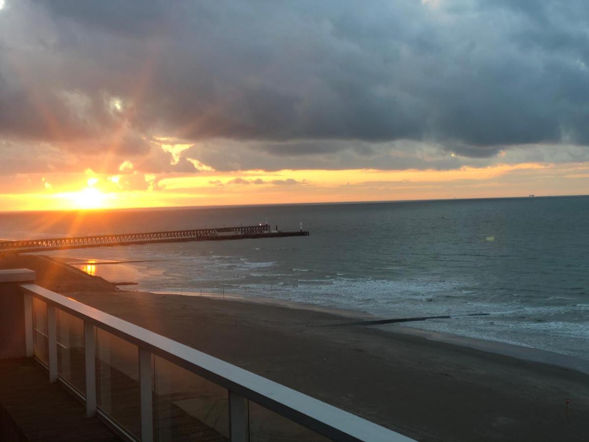 Апартаменти Penthouse Sea-Loft Blankenberge, Uniek Zeezicht, Luxeloft Met 40M2 Terras! Екстер'єр фото
